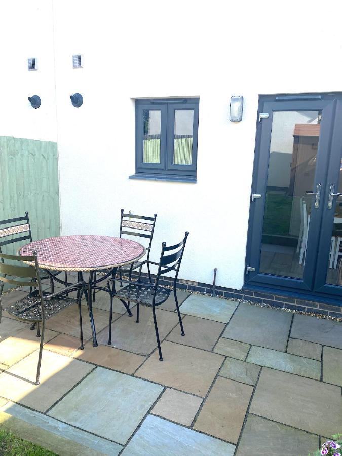 Lovely 2 Bedroom, 2 Bathroom House With Parking. Plymouth Exterior foto